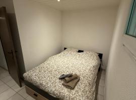studio proche termes Uriage，位于Saint-Martin-dʼUriage的酒店