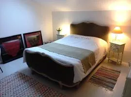 Chambre d'hôte au calme dans la campagne des Weppes, lit 160