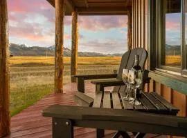 Cabin on 20 Acres, Wildlife, Big Views, Firepit, Close to Yellowstone