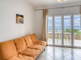 Komi Shoreline Aegean Whisper，位于Kómi的酒店