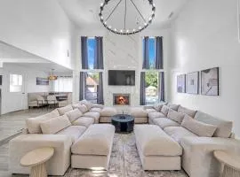 Lux Family Stay with Heated Pool, Spa, Theater, Game Room