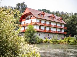 Penzion Ztracený mlýn，位于斯拉皮的酒店