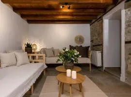 Toutounis House Kazaviti