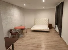 Apartamenti ar setu un grilu