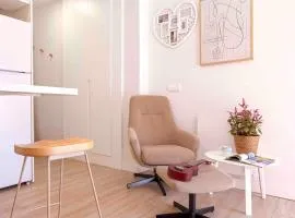 Escape at Marbella, Premium Apartment, 5min on Beach