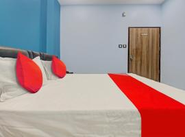 Hotel O Rr Lodging And Boarding，位于Itwāri的酒店