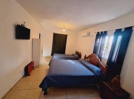 Departamentos Reinoso，位于菲安巴拉的酒店