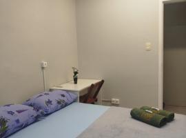 Pousada Central Quarto 2，位于约恩维利的酒店