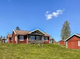 2 Bedroom Cozy Home In Hok