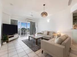 Baywatch Escape - Beachside Living near Darwin CBD