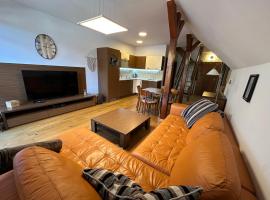 APARTMÁN MEZONET DONOVALY Plesnivec，位于多纳瓦利的酒店