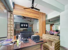 Super Hotel O CITY HEIGHTS，位于丹巴德的酒店
