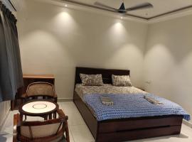 Beach wind Homestay，位于Vadarevu的酒店