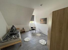 Monteurzimmer - Serviced Apartment in Forst，位于福斯特的酒店