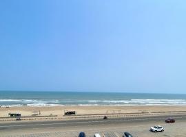 Premium Sea View- Hotel T# B# Resort !Puri, Near Sea Beach And Jagannath Temple, Fully Air conditioned Rooms With Wifi And Restaurant & Lift and Parking Facilities,BEST STAY IN PURI，位于普里的酒店
