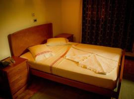 Hotel A N，位于圣多美的酒店