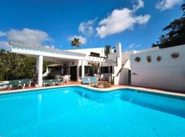 Villa Exclusiva, Piscina Privada y Vistas al Mar