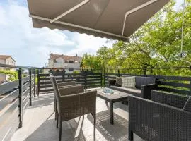 Cozy Apartment In Sveti Filip I Jakov