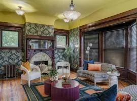 Akrons Werner House Historic 4 Bedroom Luxury