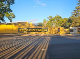 AHA Accommodation，位于彼得勒蒂夫的酒店