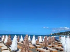 Apartamente Shengjin lisuss beach