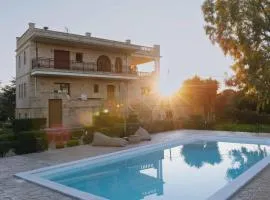 Seaside "Stone & Light Villa" close to Aegina City
