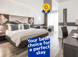 zum Senner Suites Zillertal，位于施利特尔斯的酒店