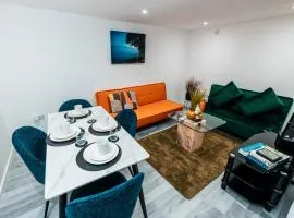 Sale 2-Bedroom Apt - Sleeps 5 - Free Parking