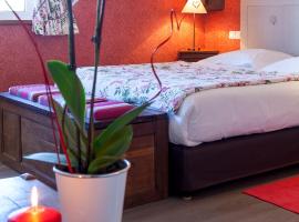 Logis Auberge le centre poitou，位于Coulombiers的酒店