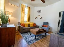 Spring Oasis Tucson 1BR 5 Min to UofA and Fun