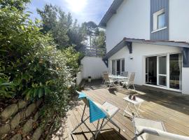 T2 cabine avec grande terrasse sans vis à vis, parking privatif, à 100m des plages - FR-1-420-47，位于派拉索梅的酒店