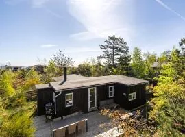 3 Bedroom Beautiful Home In Grenaa