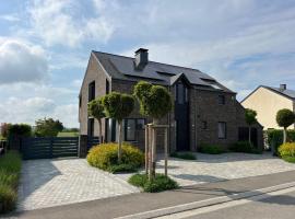 Les Scailletons à Neufchâteau - Ardenne Belge，位于讷沙托的酒店