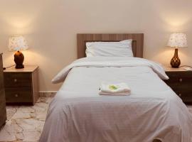 Dream House Hotel Trips，位于杰拉什的酒店