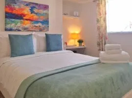 Upper Rock Brighton – Guest House