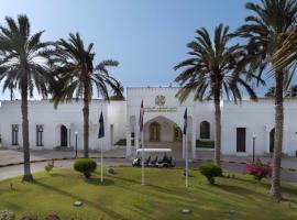 Al Sawadi Beach Resort & Spa，位于拜尔卡的酒店