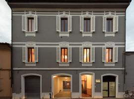 Residenza Cavour，位于恩波利的公寓式酒店