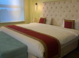 Dream View Hotel，位于Jogīkuti帕伊拉瓦机场 - BWA附近的酒店