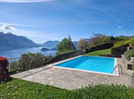 Bellavista Home with pool & lakeview，位于皮尔斯亚的酒店