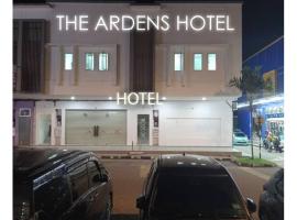 The Ardens Hotel - Pekan Nenas, Pontian，位于Pekan Nanas的酒店