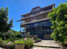 Guesthouse Hoxholli，位于Gramsh的酒店