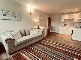 Lake House - beautiful countryside retreat