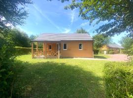 Chalet dans le Perche，位于Soligny-la-Trappe的酒店