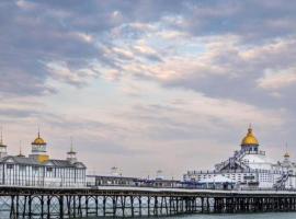 Marine Parade Hotel，位于伊斯特布恩的酒店