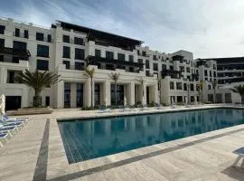 Sea Breeze The Grand Hotel 533