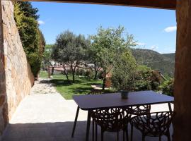 Casa Rural Monte Ardal 1，位于耶斯特的酒店