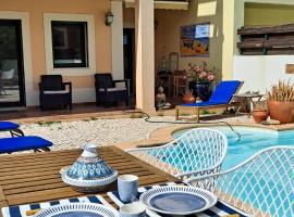 Southside Villa Burgau，位于布尔高的酒店
