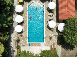 Agrili Apartments & Rooms，位于埃利亚的酒店