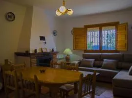 Ländliches Haus Mit Jacuzzi