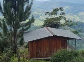 Cabaña con vistas al bosque de Platanillo y al océano Pacífico